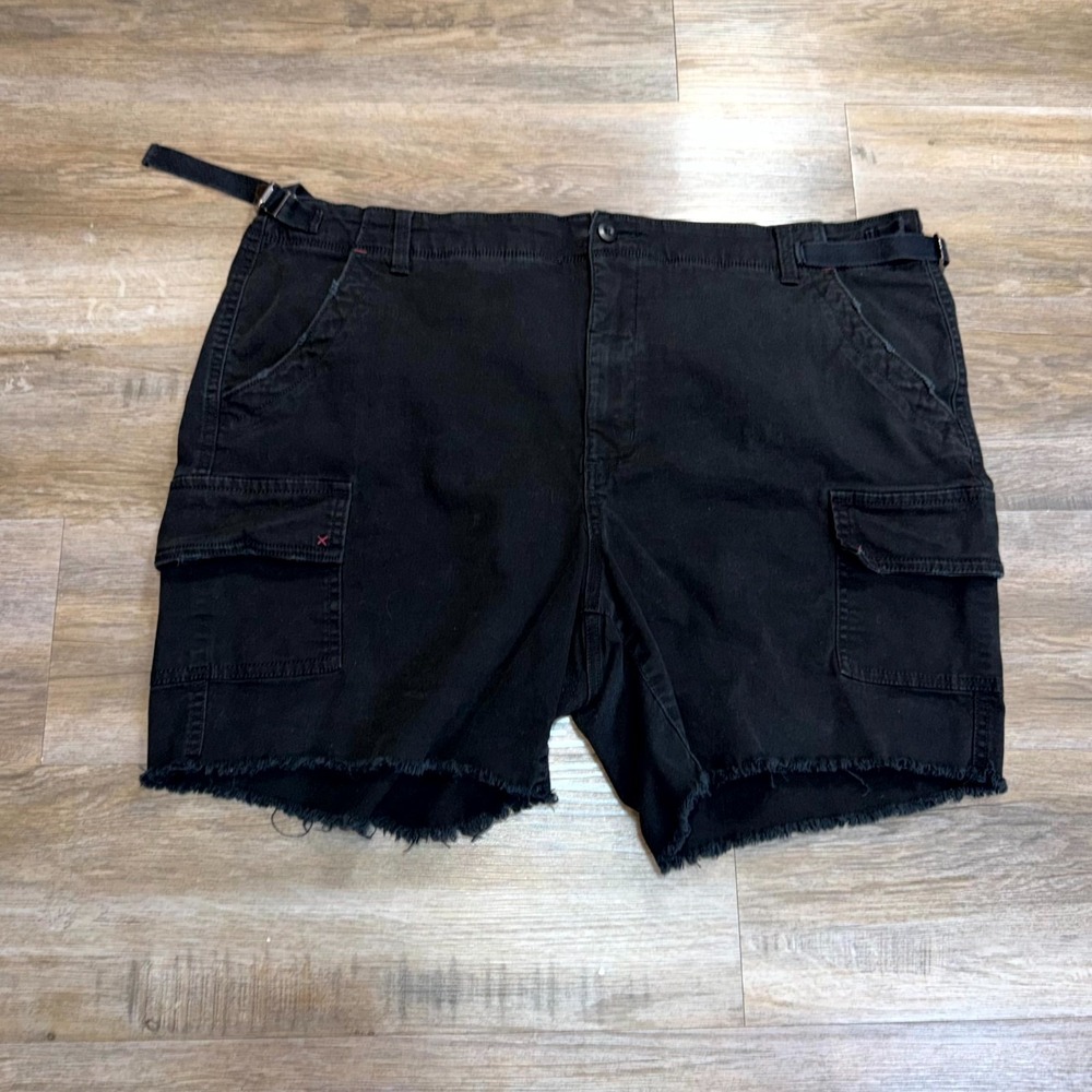 Terra & Sky Black Cargo Shorts Womens Plus Size 20W Raw Frayed Hem Causal